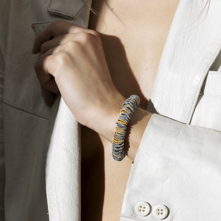 Гривна цвят стомана и злато